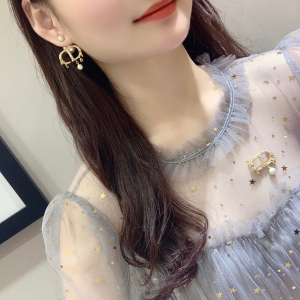 Replica Womens Jewelry Dior Tribales Pearls CD Single Earrings A39PP100 AA180526