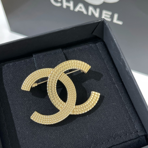 Chanel VIP Gold CC Logo Brooch 