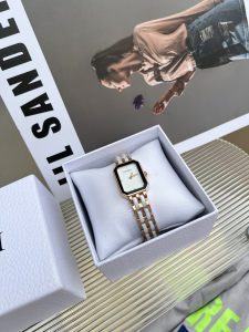 Chanel VIP Premiere Ceramic Watch White 