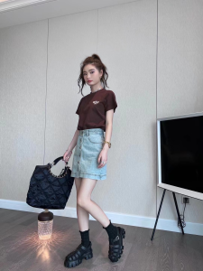 Replica Womens Clothing Chanel CC Logo Brown Cotton T Shirt SML A154PP280 AA181111