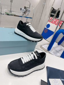 Replica Womens Shoes Prada Quilted Nylon Sneakers in Black 35 To 40 A151PP480 AA181594