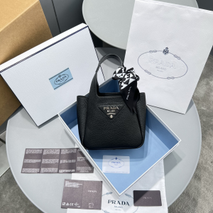 Replica Womens Handbags Prada Leather Mini Tote Handbag in Black 1BA349 19x9x16CM A155PP880 AA181617 Replica Womens Handbags Prada Leather Mini Tote Handbag in Black 1BA349 19x9x16CM A155PP880 AA181617