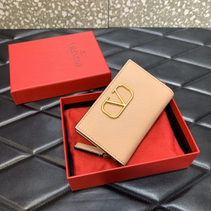 Valentino Garavani Vlogo Coin Purse Card Holder Wallet Beige Leather Valentino Garavani Vlogo Coin Purse Card Holder Wallet Beige Leather