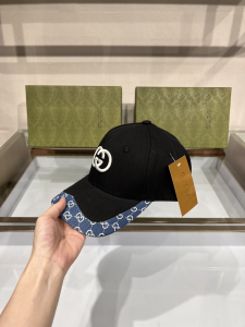 Gucci Interlocking G Canvas Baseball Cap Hat Black 