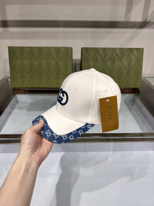 Gucci Interlocking G Canvas Baseball Cap Hat White 
