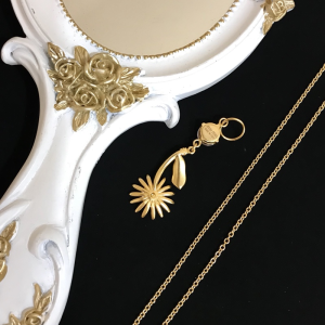 Replica Womens Jewelry Miu Miu Crystals Flower Pendant Necklace A205PP280 AA182037