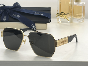 Dior Replica Sunglasses Signature S2U 