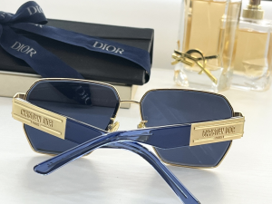 Replica Womens Sunglasses Dior Replica Sunglasses Signature S2U A65PP180 AA181779