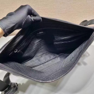 Replica Mens Handbags Prada Black Leather Messenger Bag 44x34CM A104PP880 AA182137