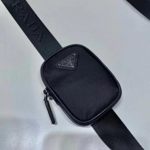 Replica Mens Handbags Prada Black Re Nylon Messenger Bag 22x26CM A104PP680 AA182135