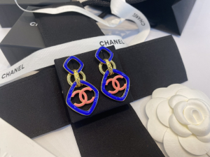 Replica Womens Jewelry Chanel CC Oval Earrings A39PP140 AA182084