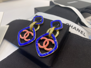 Replica Womens Jewelry Chanel CC Oval Earrings A39PP140 AA182084