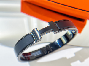 Replica Womens Jewelry Hermes Clic HH So Black Narrow Bracelet A62PP280 AA182492