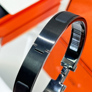 Replica Womens Jewelry Hermes Clic HH So Black Narrow Bracelet A62PP280 AA182492