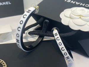 Replica Womens Jewelry Chanel White Black Gold Coco Earrings AB8422 A39PP150 AA182900