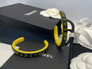 Chanel Yellow Black Gold Coco Earrings AB8422 