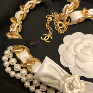 Replica Womens Belts Chanel White Bow Leather Chain Belt A152PP380 AA183341