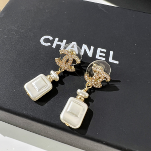 Replica Womens Jewelry Chanel VIP Crystals CC Bottle Earrings A62PP180 AA183448