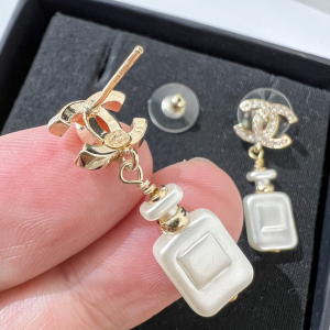 Replica Womens Jewelry Chanel VIP Crystals CC Bottle Earrings A62PP180 AA183448