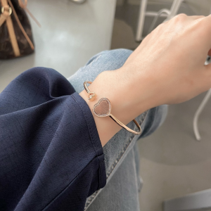 Replica Womens Jewelry Chopard VIP Happy Hearts Diamond Bracelet A62PP280 AA183453