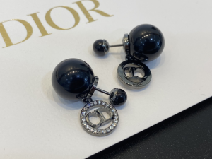 Replica Womens Jewelry Dior Tribales Earrings with Black Pearl A39PP110 AA183815