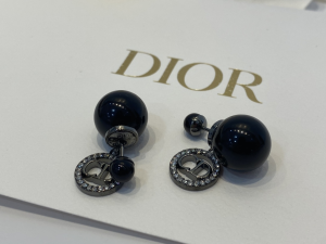 Replica Womens Jewelry Dior Tribales Earrings with Black Pearl A39PP110 AA183815