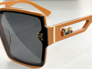 Replica Womens Sunglasses Hermes Replica Sunglasses H9075 A65PP180 AA183869