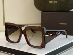 Tom Ford Replica Sunglasses TF921 Brown 
