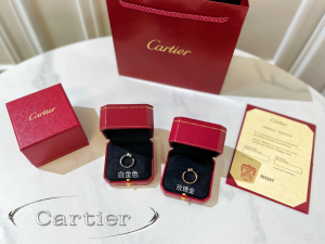 Replica Womens Jewelry Cartier VIP Panthere de Cartier Rings in Gold A62PP300 AA184070