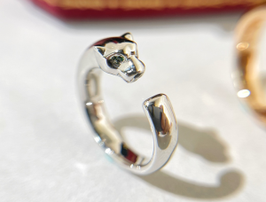 Replica Womens Jewelry Cartier VIP Panthere de Cartier Rings in Gold A62PP300 AA184070