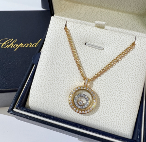 Chopard VIP Gold Happy Diamonds Pendant Necklace 