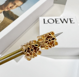 Replica Womens Jewelry Loewe VIP Anagram Earrings A62PP180 AA185282