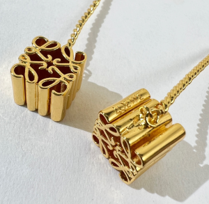 Replica Womens Jewelry Loewe VIP Anagram Earrings A62PP280 AA185281