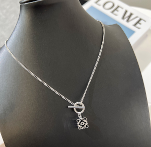 Replica Womens Jewelry Loewe VIP Gold Anagram Pendant Necklace A62PP280 AA185280