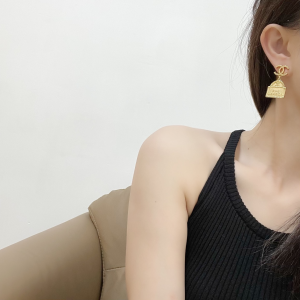 Replica Womens Jewelry Chanel Gold CC Logo Earrings A62PP180 AA185429