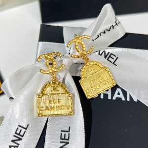 Replica Womens Jewelry Chanel Gold CC Logo Earrings A62PP180 AA185429