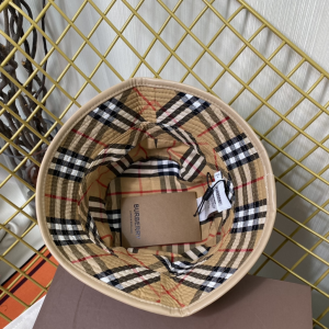 Replica Womens Hat Burberry Beige Canvas Check Bucket Hat A144PP180 AA185759