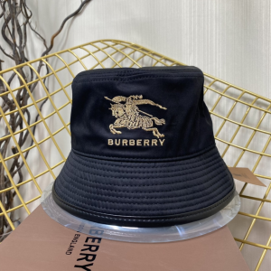 Burberry Black Canvas Check Bucket Hat 