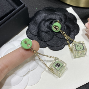 Replica Womens Jewelry Chanel CC N5 Crystals Earrings Green A152PP180 AA185890