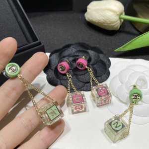 Replica Womens Jewelry Chanel CC N5 Crystals Earrings Green A152PP180 AA185890