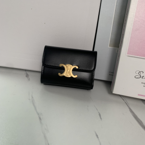 Celine Compact Triomphe Wallet Black Shiny Calfskin 10I Celine Compact Triomphe Wallet Black Shiny Calfskin 10I