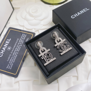Chanel Crystals CC 19 Earrings 