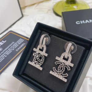 Replica Womens Jewelry Chanel Crystals CC 19 Earrings A152PP180 AA186377
