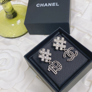 Replica Womens Jewelry Chanel Crystals CC 19 Earrings A152PP180 AA186378
