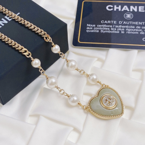 Replica Womens Jewelry Chanel Crystals CC Heart Pearls Necklaces A152PP280 AA186380
