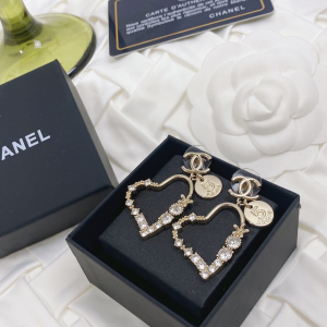 Replica Womens Jewelry Chanel Gold CC Crystals Heart Earrings A152PP180 AA186375