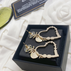 Replica Womens Jewelry Chanel Gold CC Crystals Heart Earrings A152PP180 AA186375