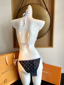 Replica Free Gift Louis Vuitton Monogram Swimsuit Bikini SML A123PP100 AA186705