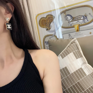 Replica Womens Jewelry Chanel CC Logo Square Earrings A62PP180 AA186675