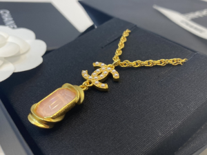 Replica Womens Jewelry Chanel Pearl CC Logo Pendant Necklace A39PP280 AA186671